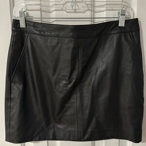 100% Leather Anthropologie Leith Black Miniskirt Medium M